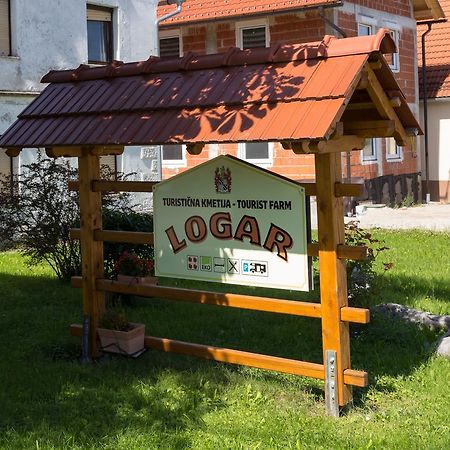 Turisticna Kmetija Logar Hotel Grahovo Kültér fotó